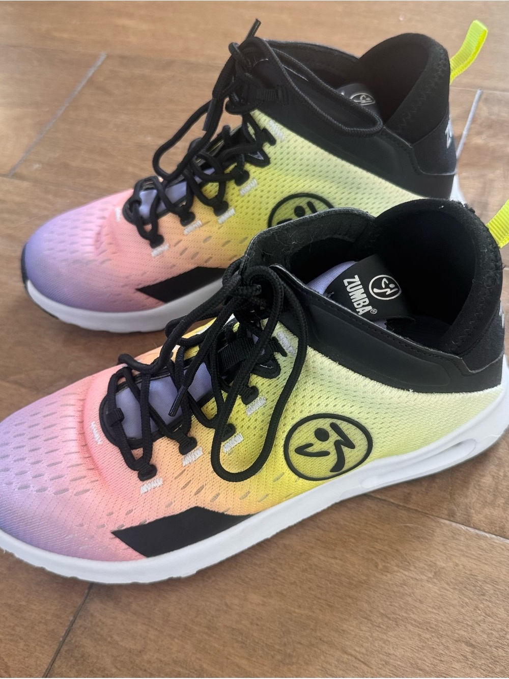 Zumba Fitness Air Funk Rainbow high top  Lace-Up Athletic Sneakers - size 8.5